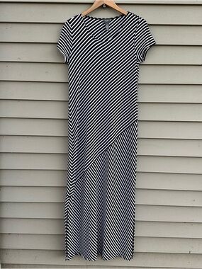 Travelers by Chicos black white striped dress size 1